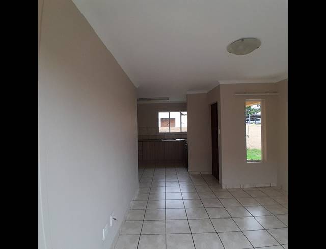 3 BEDROOM HOUSE FOR SALE IN WATERKLOOF HILL ESTATE
